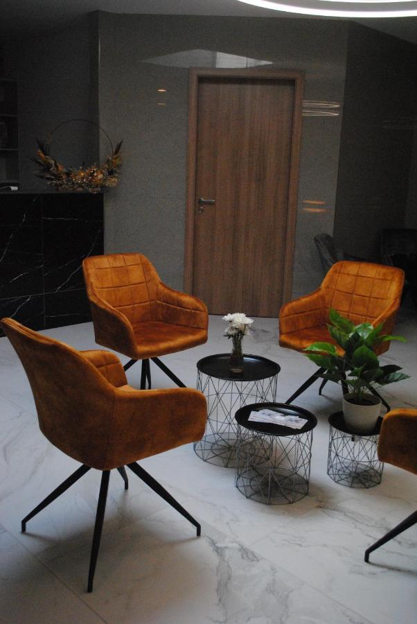 Hotel Flora Waldstetten  Extérieur photo